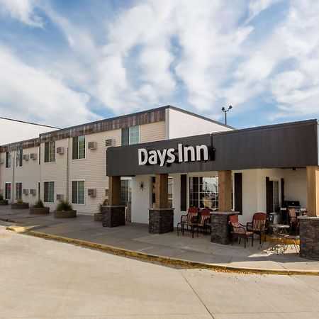 Days Inn By Wyndham Pierre Eksteriør billede